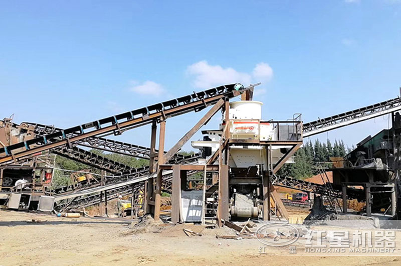 河卵石制砂機生產現場